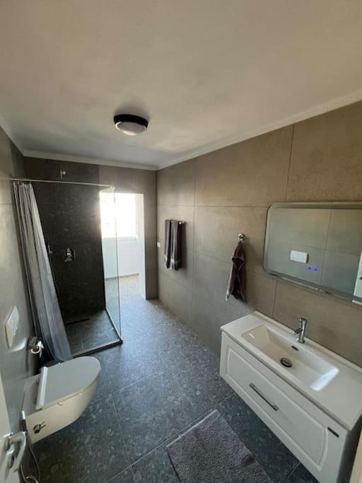 Modern Apt Near City Centre Shkodër Eksteriør bilde